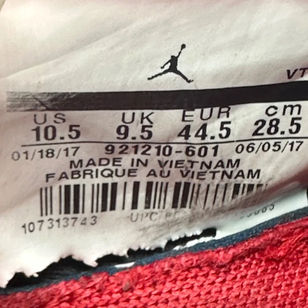 Nike 921210-601 Mens 10.5 Air Jordan Trainer 2 Flynit Red/Black Running Shoes‎